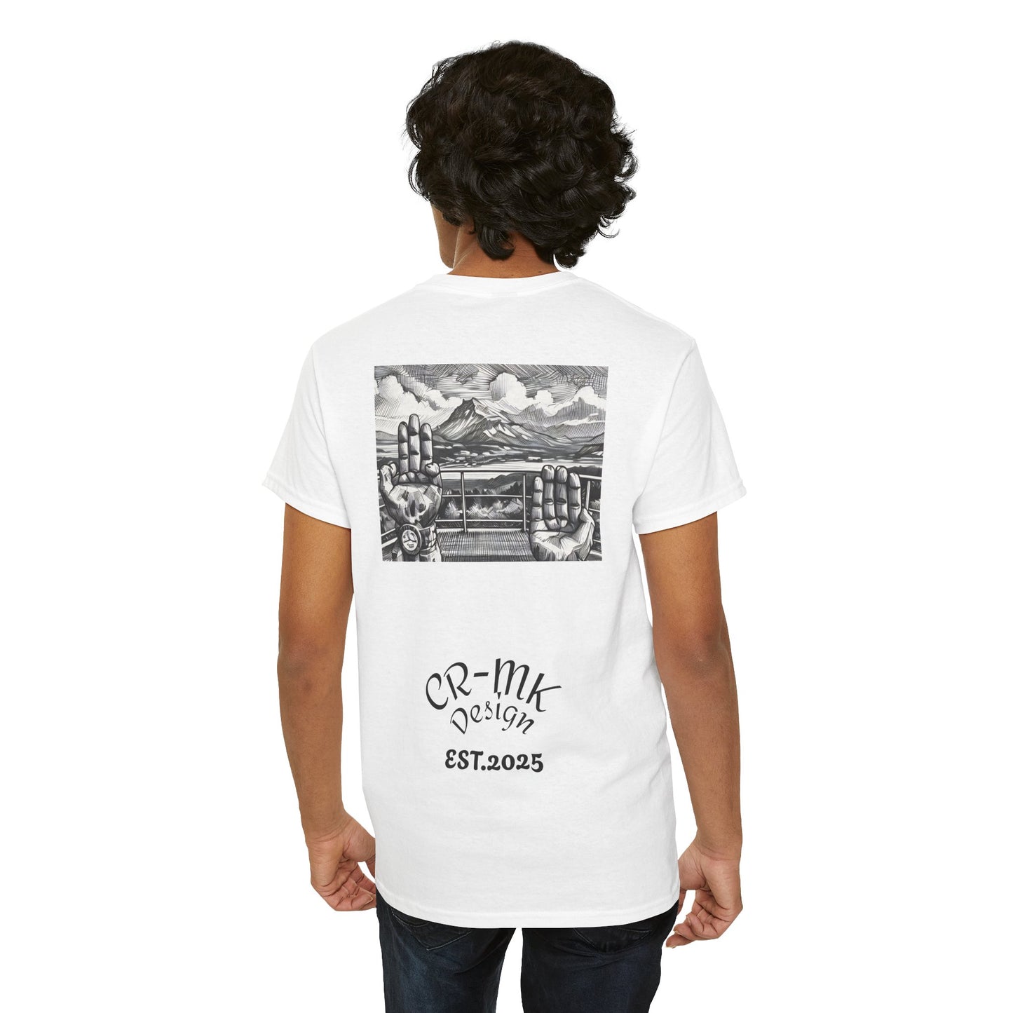 CR-MK Camiseta simple //Simple Black and White ¨Moaña¨ Design Unisex Heavy Cotton Tee